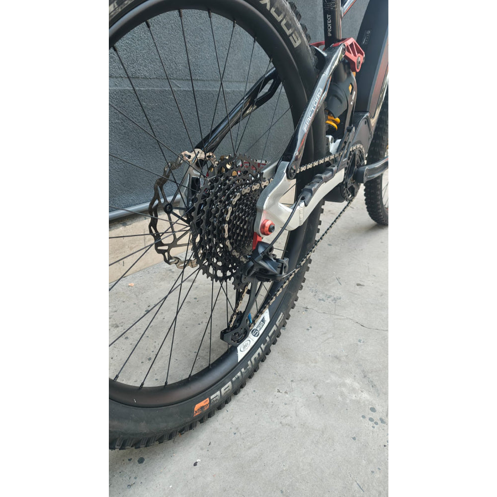 Bicicleta Usada 1.9 Factory Blanco/Negro Fantic