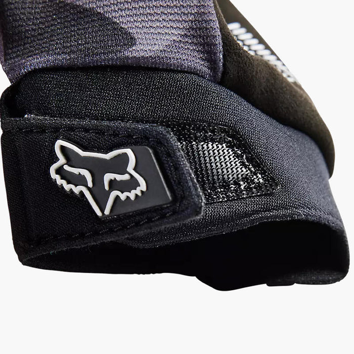 647fa6e623f1b40f693a7290