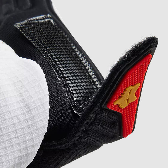 64a30efa3a02492627c62c5a