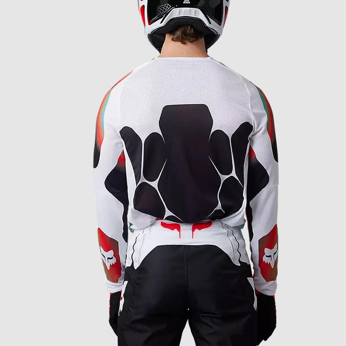 64e37fb3e87b331233fa2036