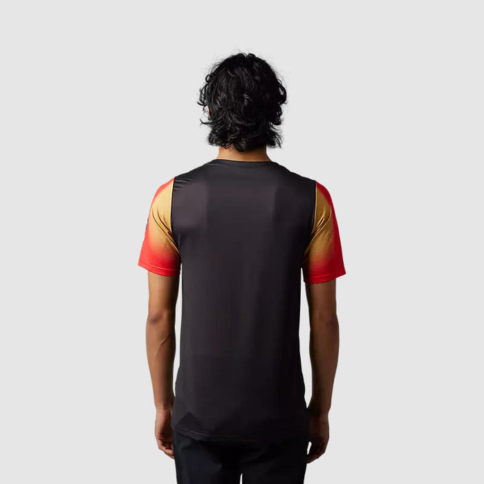 64e37faf747e0a1252d32af1