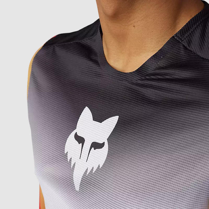 64e37fb1849b9213bbb02998