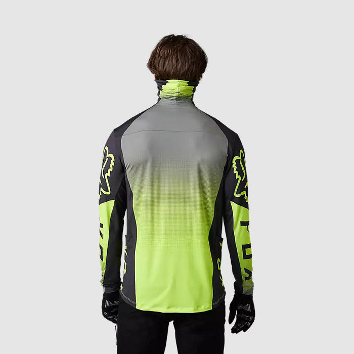 64e37fa9849b9213f1979c3f