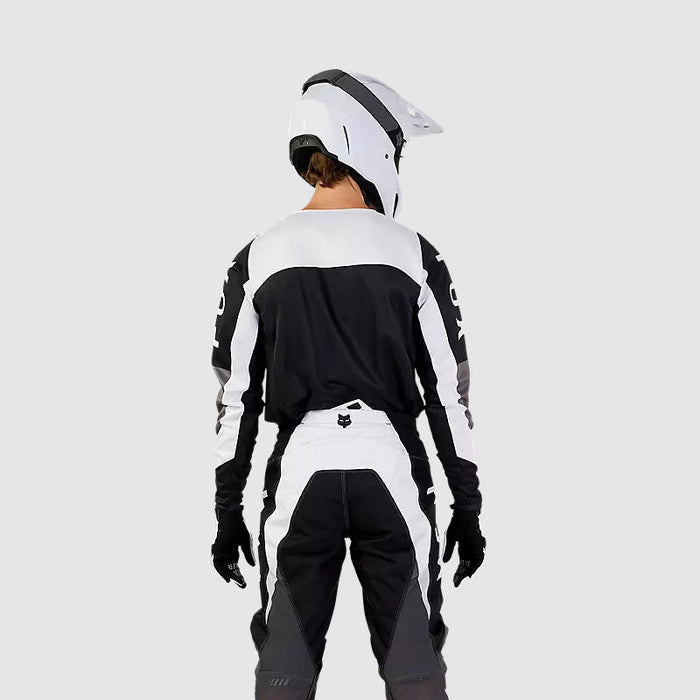 6511fcd368844b11d8ddfc40