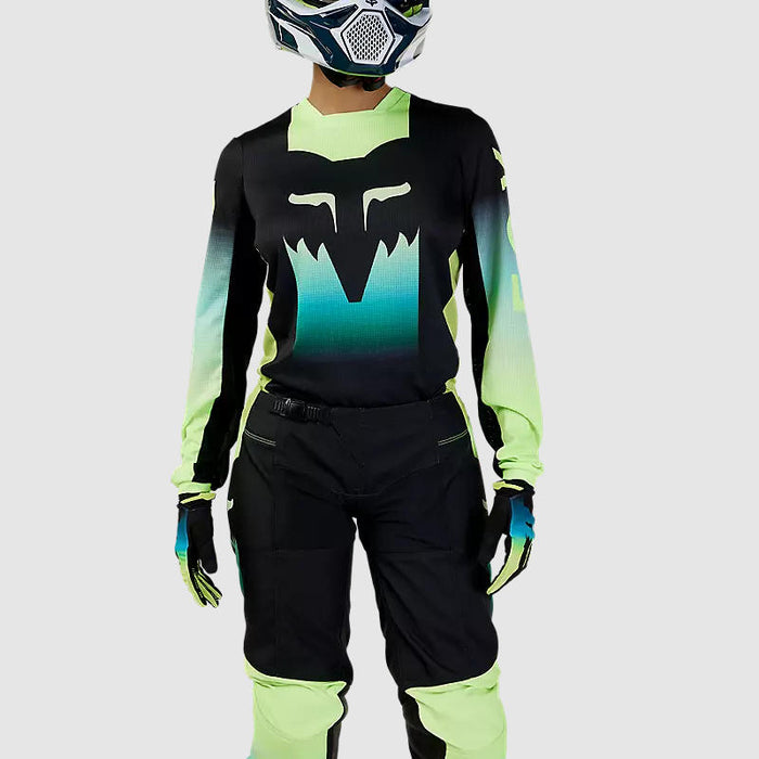 65805960d27f151519d3bfb9