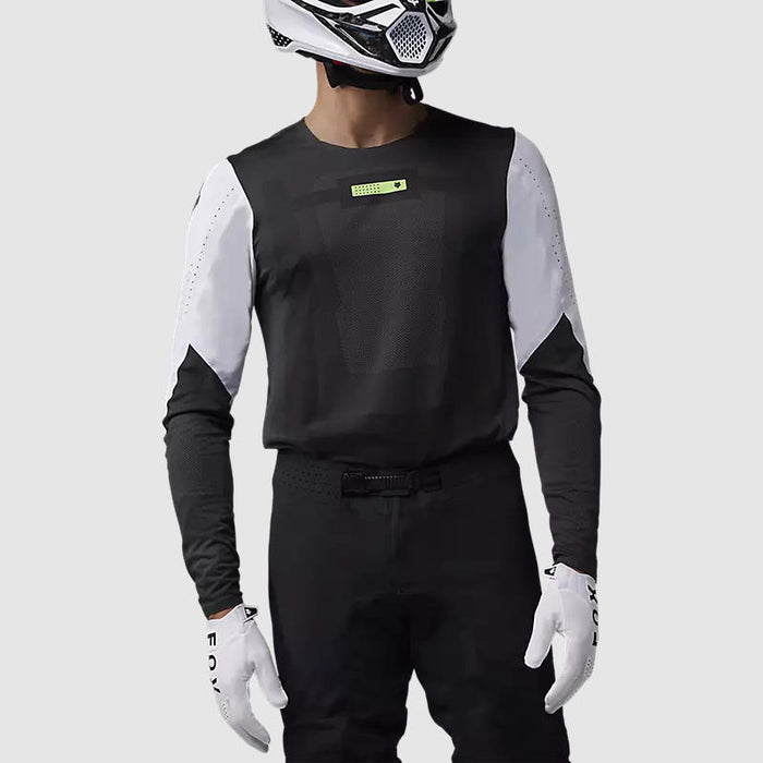 6793c8ebe19555106f31e860