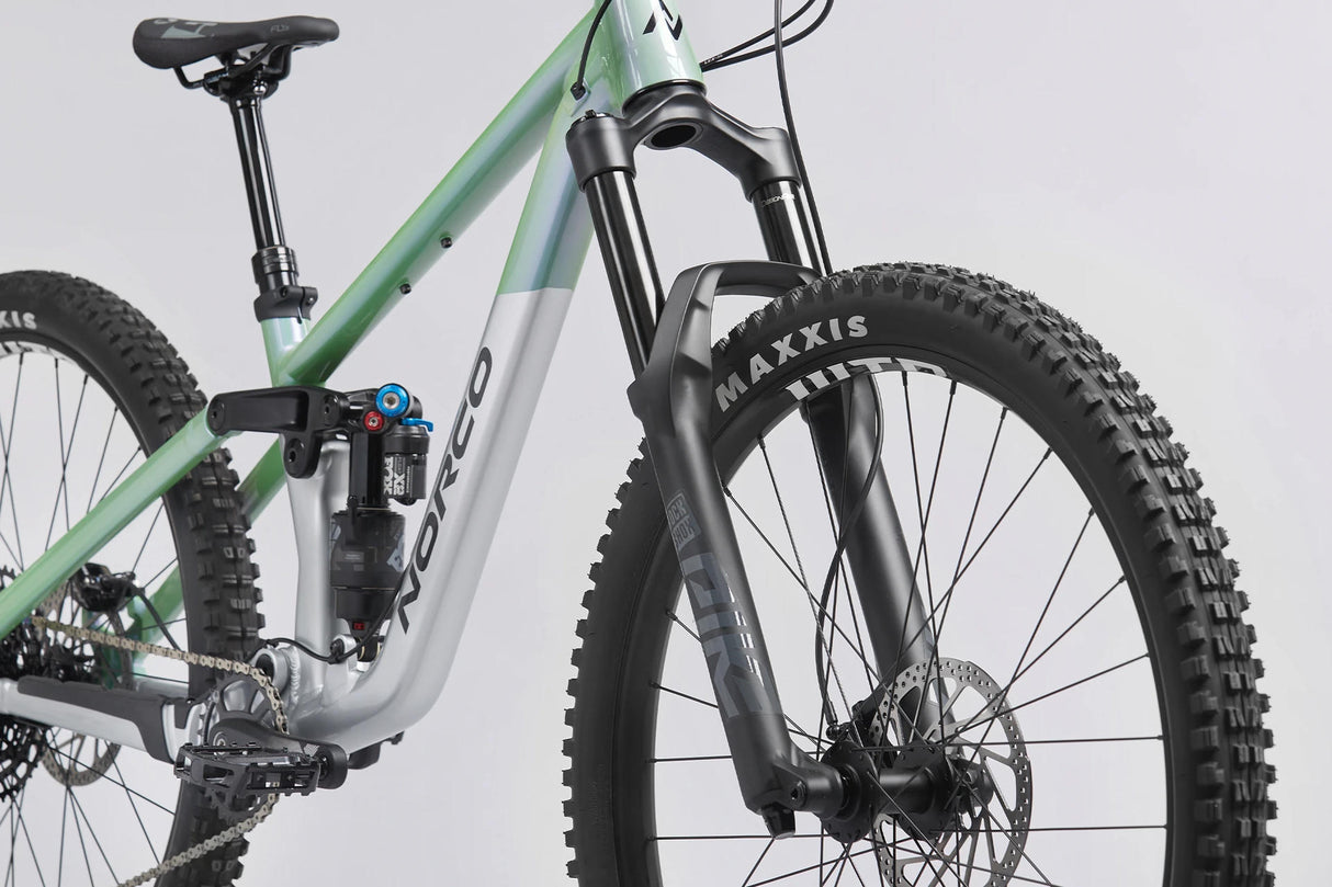 67f7fe2441b8d71747b1a39b