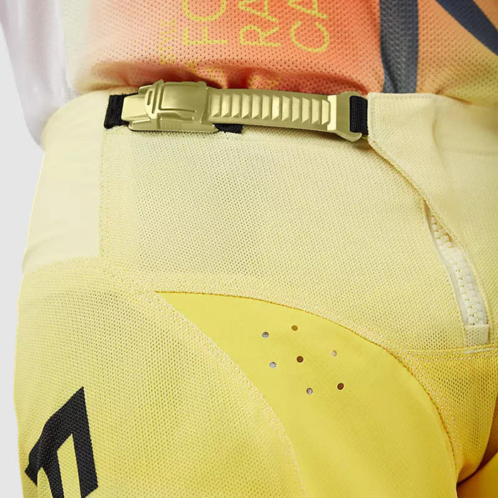 68263d737d65fe0f77d89818