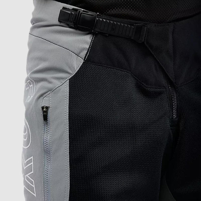 68263d7104b23e16744d122c