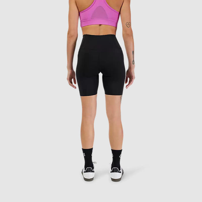 68507a1a898e24179a639935