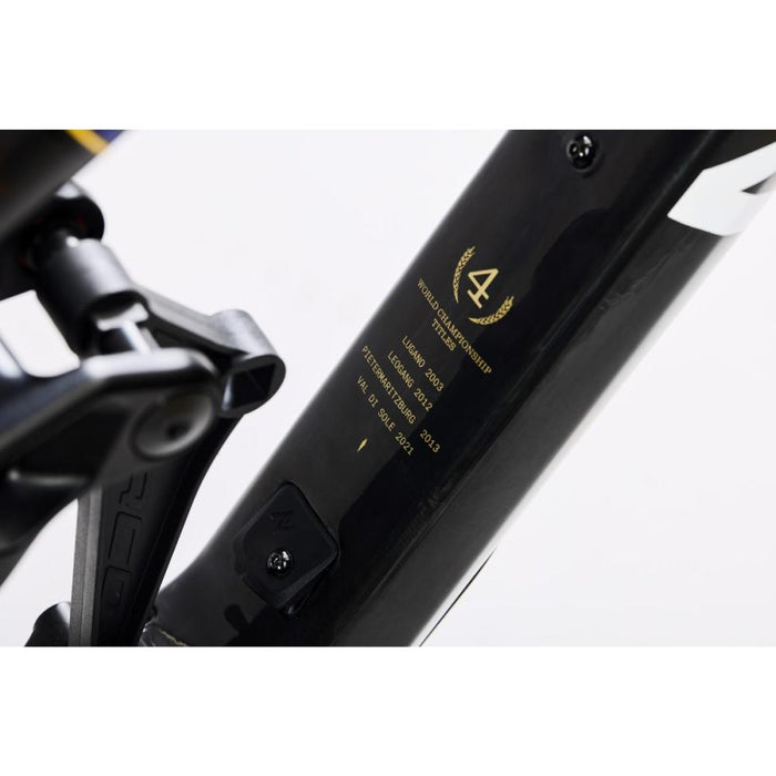 693af3f87f3ea71110fbfb96